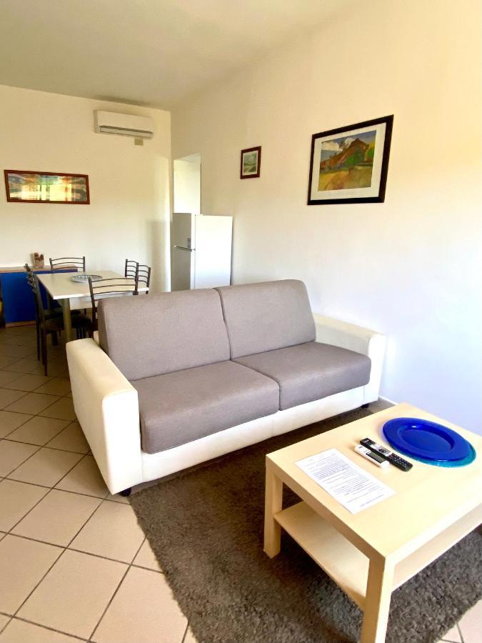 Apartment Tirreno Tirrenia Exterior foto